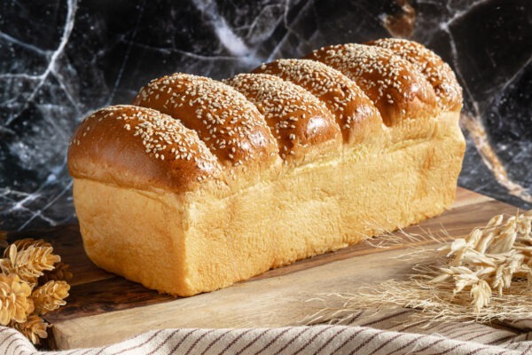 Large Egg Bread with Sesame